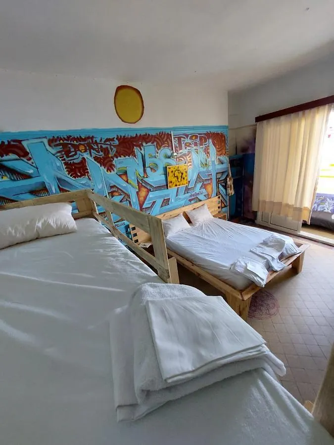 The Green Hostel No New Reservation Til 0725 Pointe-à-Pitre