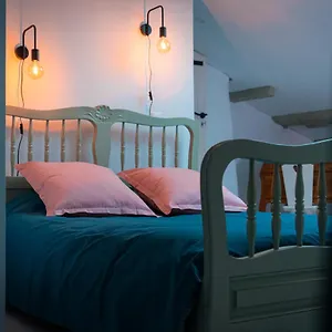 Ce Petit Chemin Couette-café Cenves